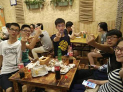 卢氏烧烤加盟,学烧烤技术,开烧烤店多少钱疯狂烤翅加盟